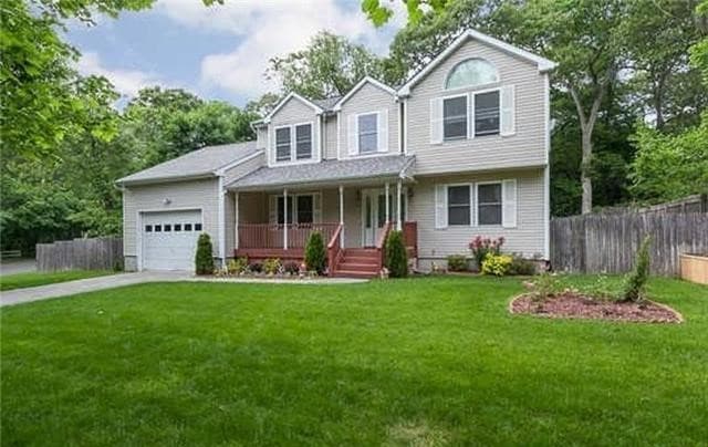 3 Lakeview Ave, Nesconset